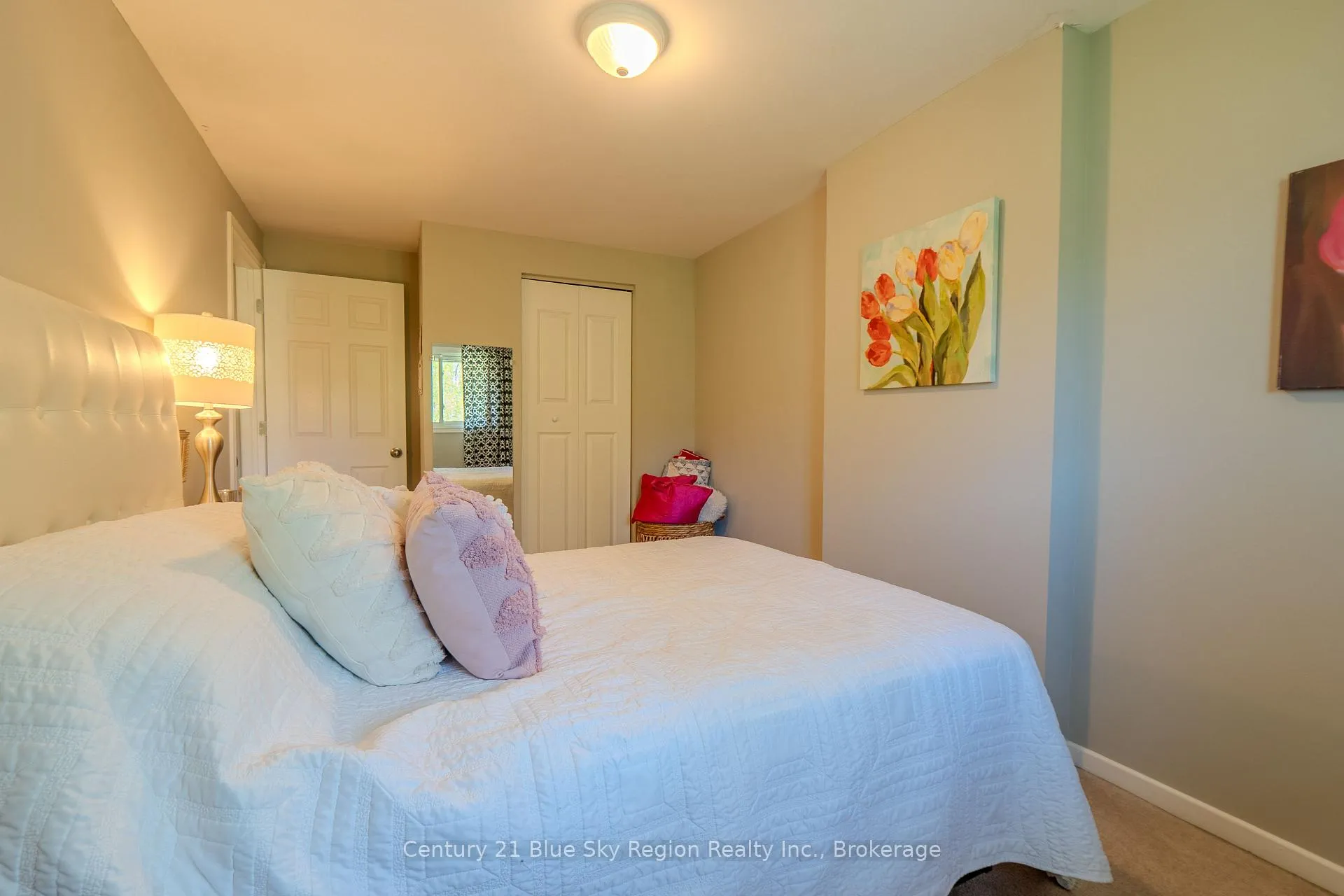Photo 33 of 376 Wickstead Avenue, North Bay, Birchaven — HOMEH