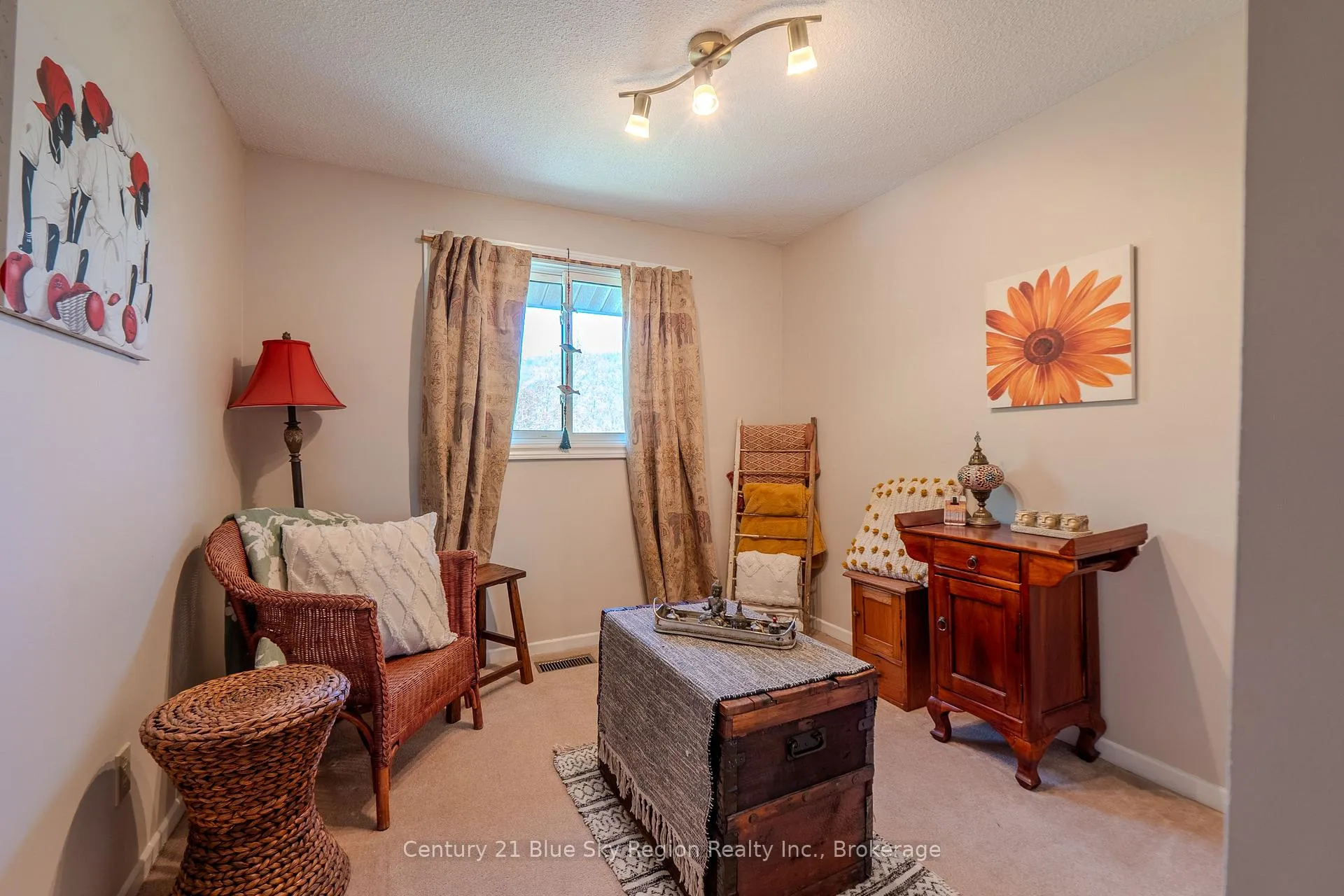 Photo 34 of 376 Wickstead Avenue, North Bay, Birchaven — HOMEH