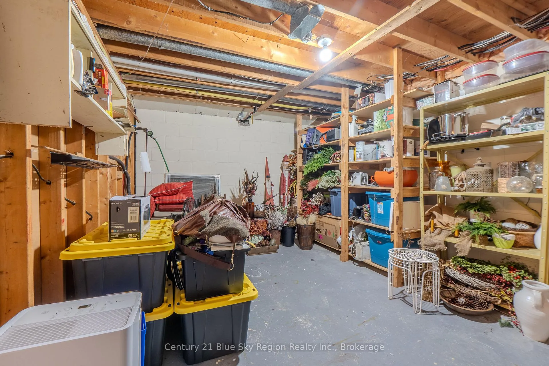 Photo 40 of 376 Wickstead Avenue, North Bay, Birchaven — HOMEH