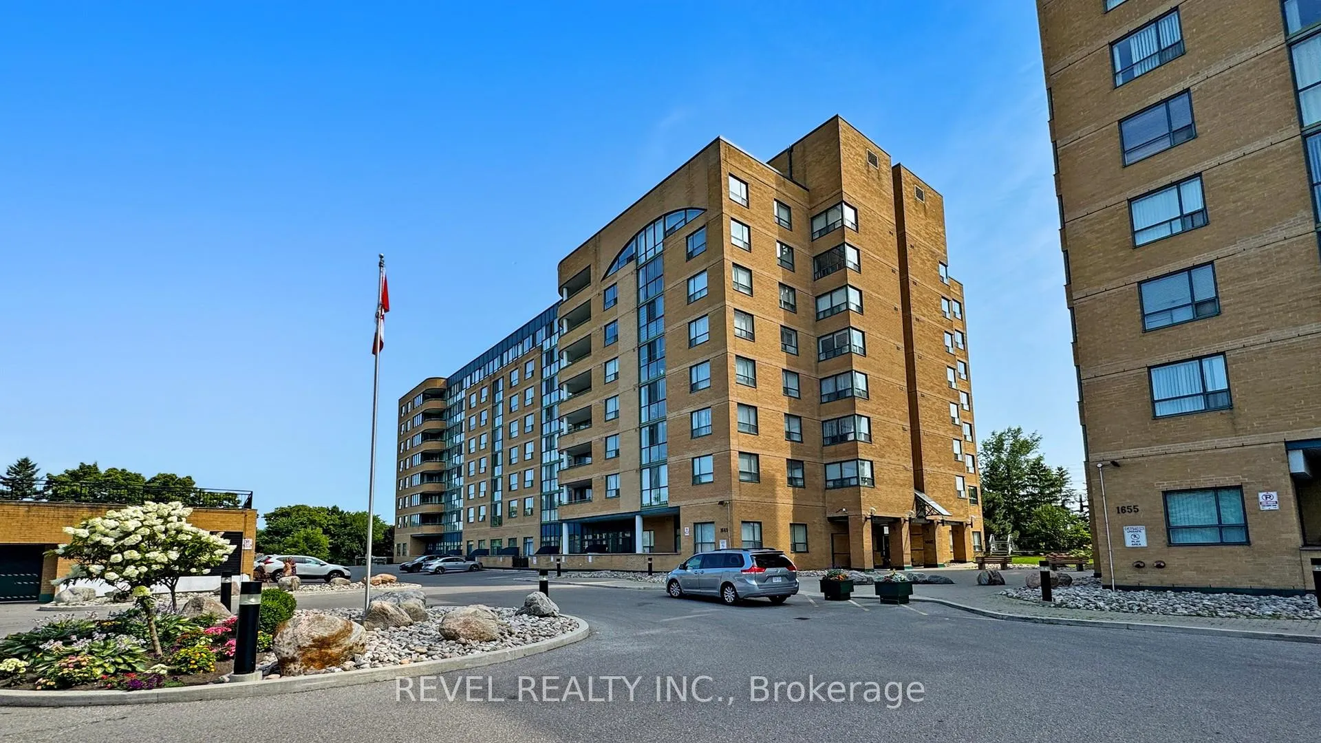 Photo 1 of Unit 212, 1655 Pickering Parkway, Pickering, Woodlands — HOMEH