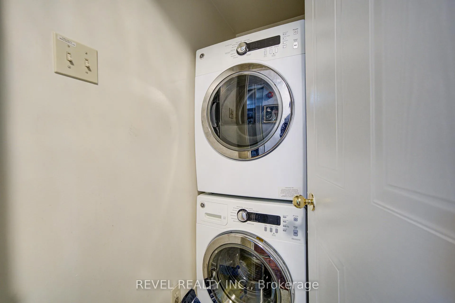 Photo 32 of Unit 212, 1655 Pickering Parkway, Pickering, Woodlands — HOMEH