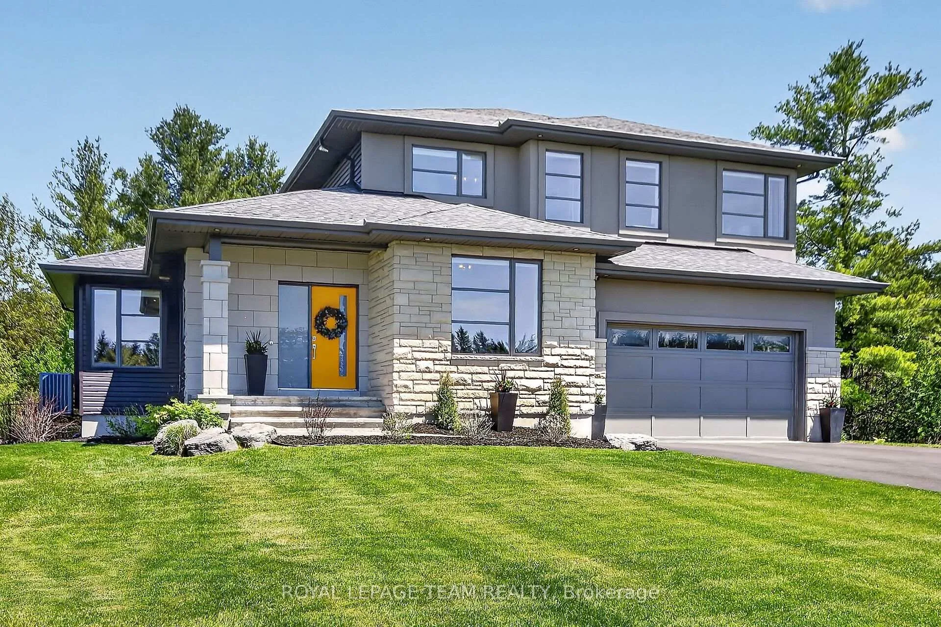 Photo 4 of 125 Ridgemont Drive, Beckwith, Beckwith Twp — HOMEH