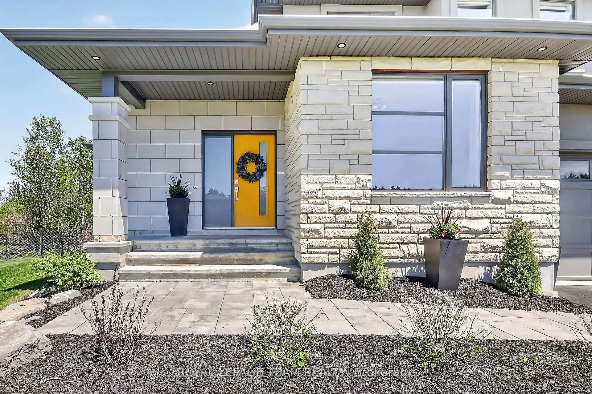 Photo 5 of 125 Ridgemont Drive, Beckwith, Beckwith Twp — HOMEH