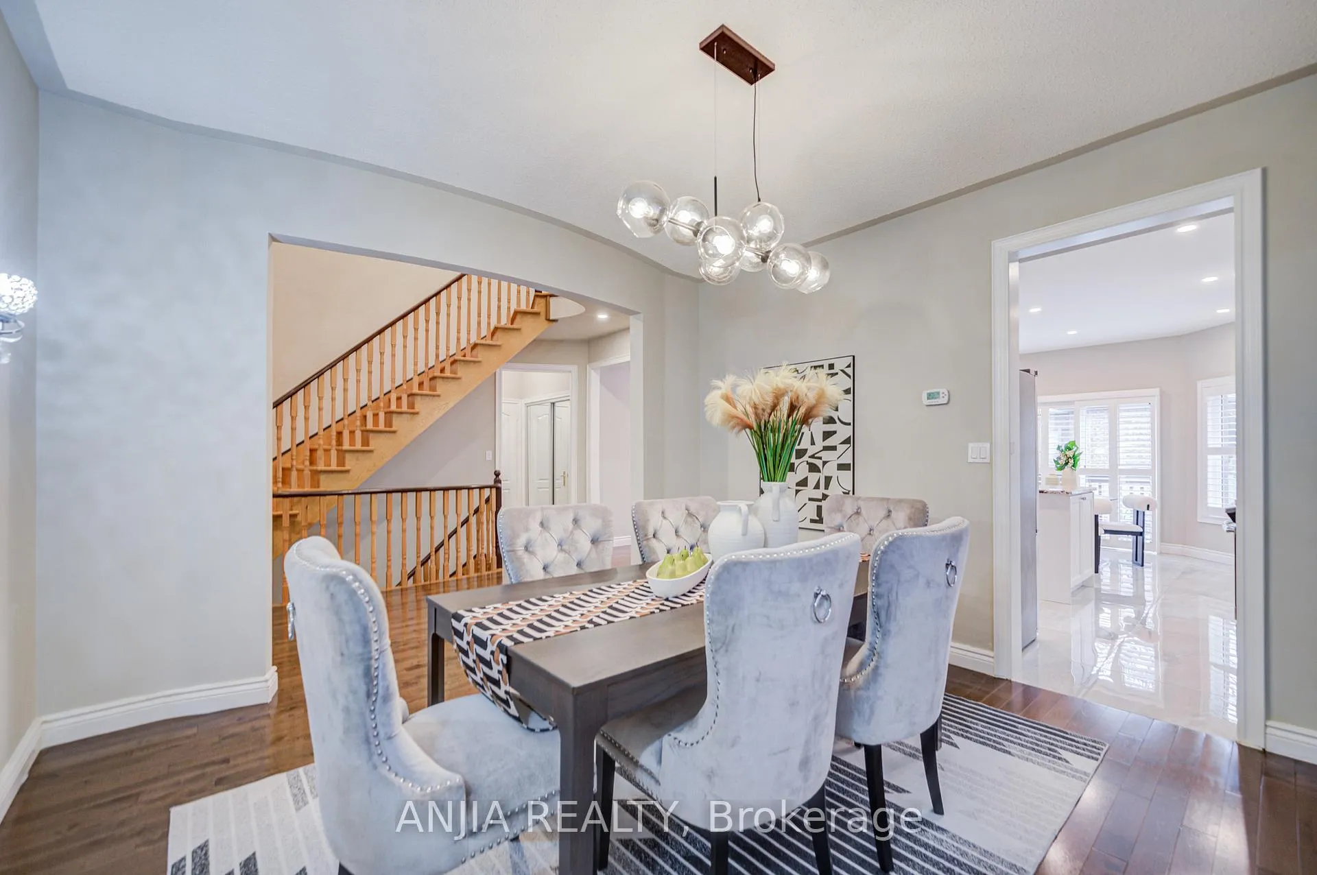 Photo 12 of 89 Rouge Bank Drive, Markham, Legacy — HOMEH