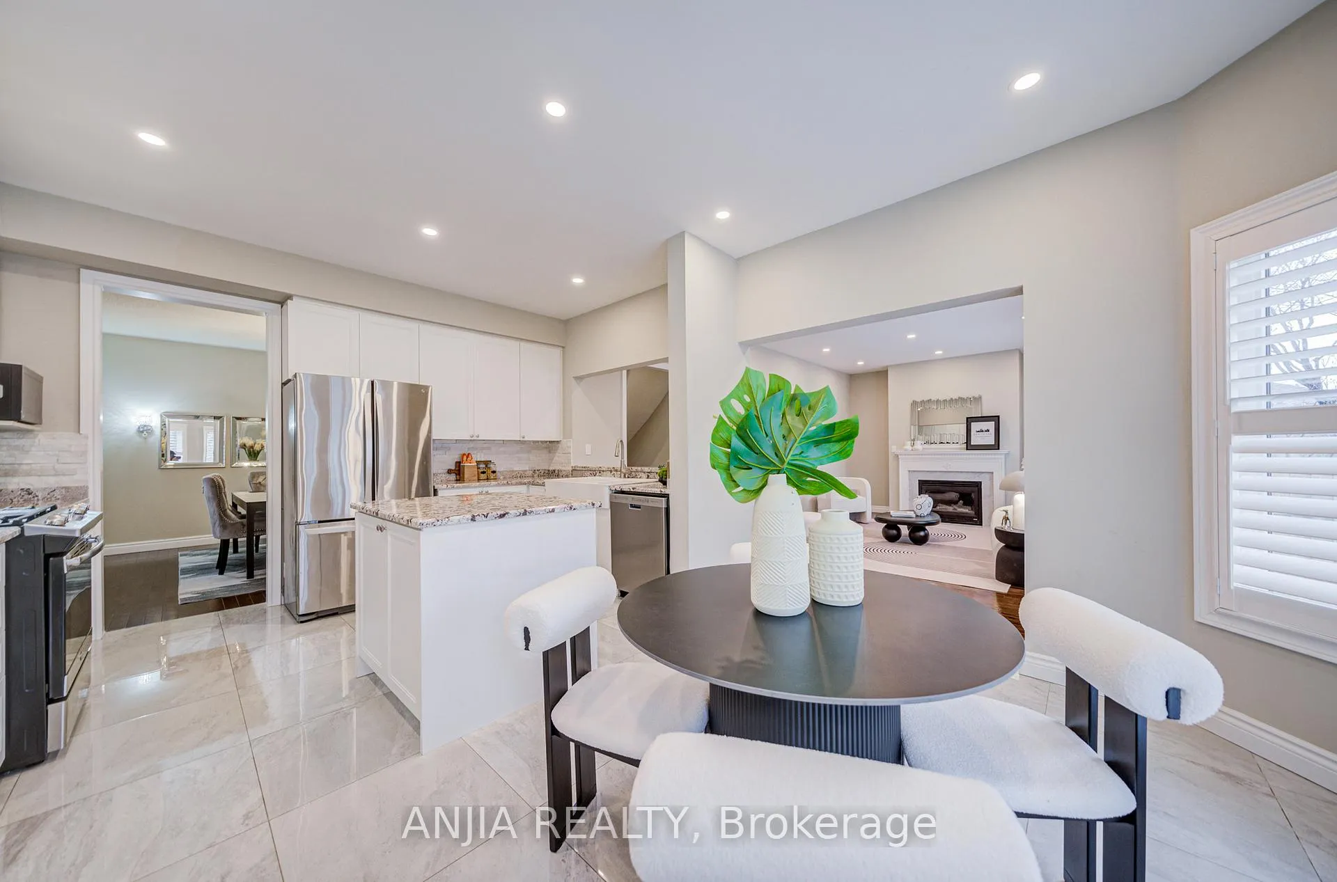 Photo 13 of 89 Rouge Bank Drive, Markham, Legacy — HOMEH