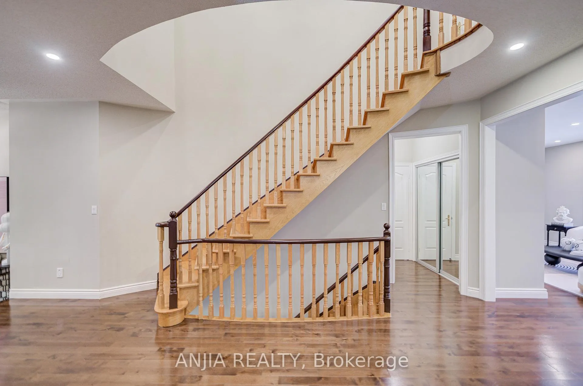 Photo 22 of 89 Rouge Bank Drive, Markham, Legacy — HOMEH