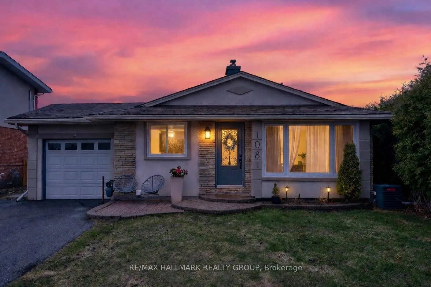 Photo 2 of 1081 Foley Avenue, Ottawa, Elmvale Acres/Urbandale — HOMEH