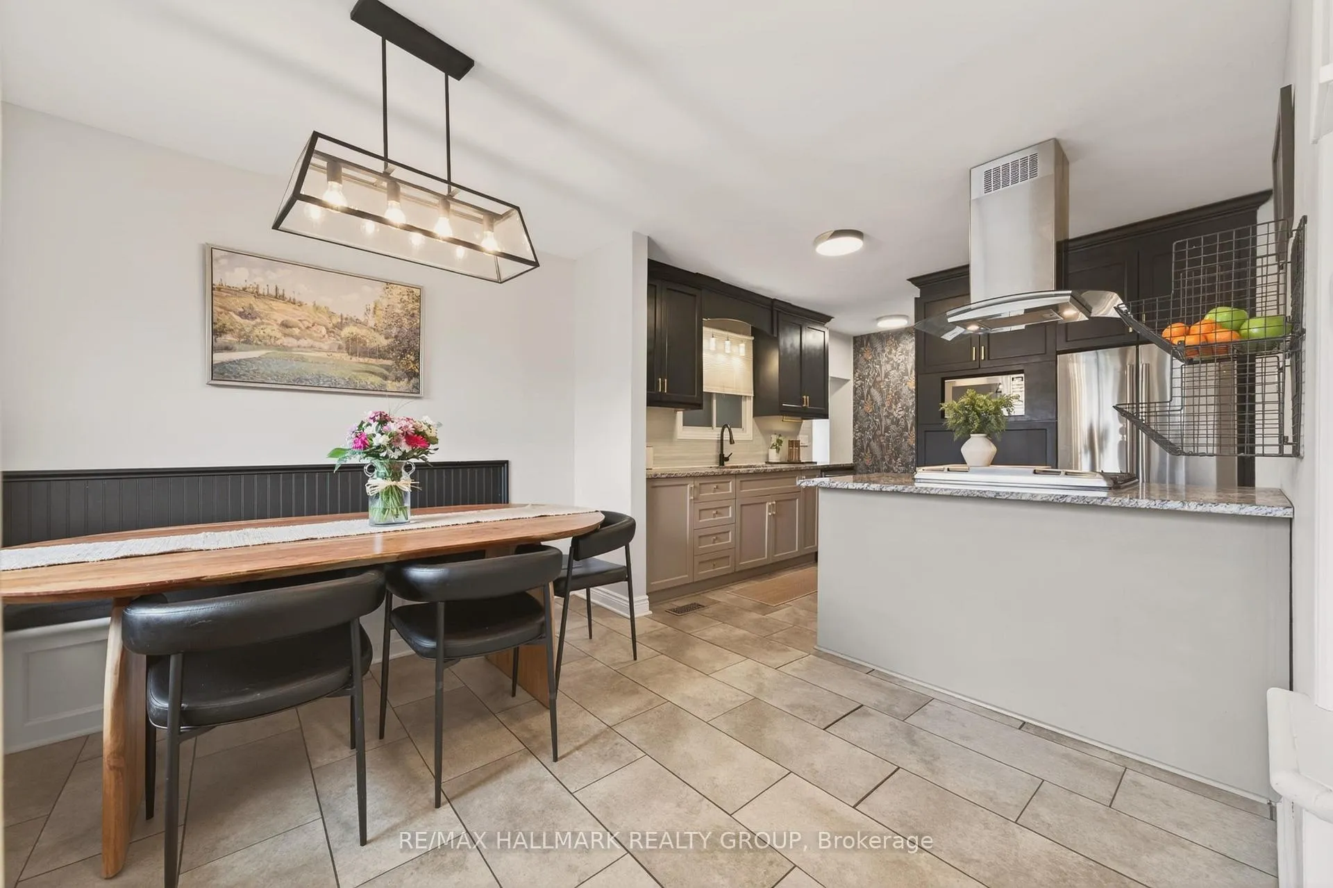 Photo 7 of 1081 Foley Avenue, Ottawa, Elmvale Acres/Urbandale — HOMEH