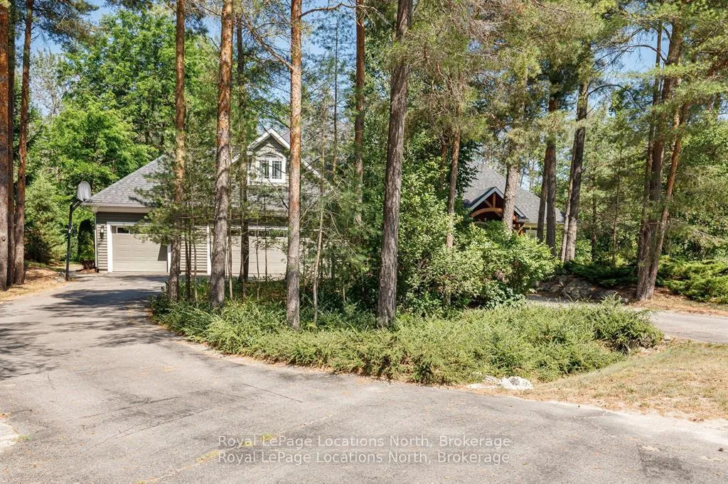 Photo 3 of 6 Alpine Court, Collingwood — HOMEH
