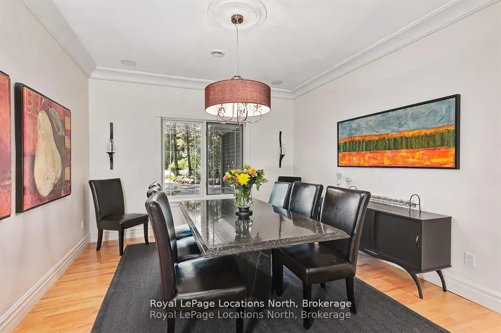 Photo 18 of 6 Alpine Court, Collingwood — HOMEH
