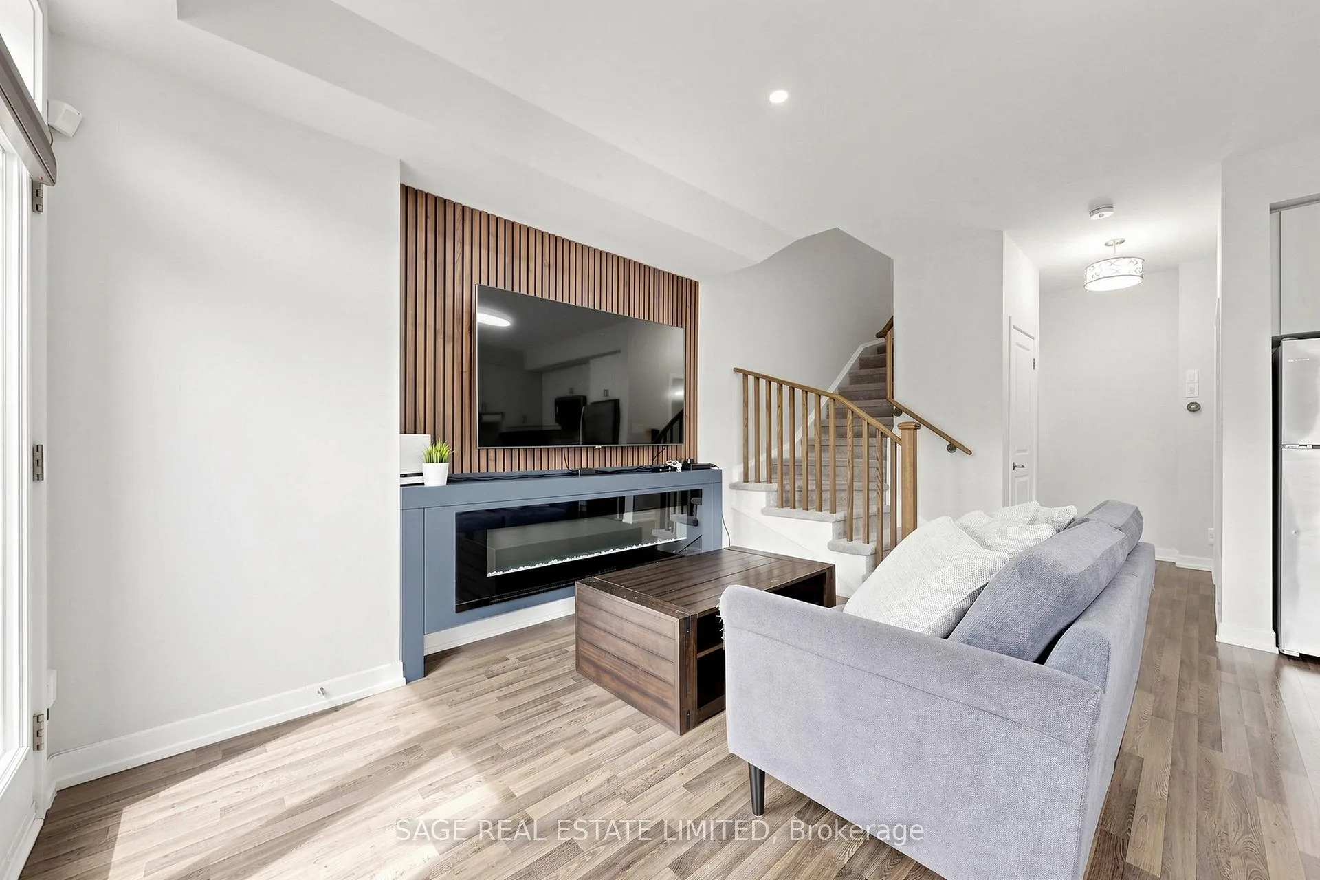 Photo 9 of 21 Lachine Street, Vaughan, Vaughan Grove — HOMEH