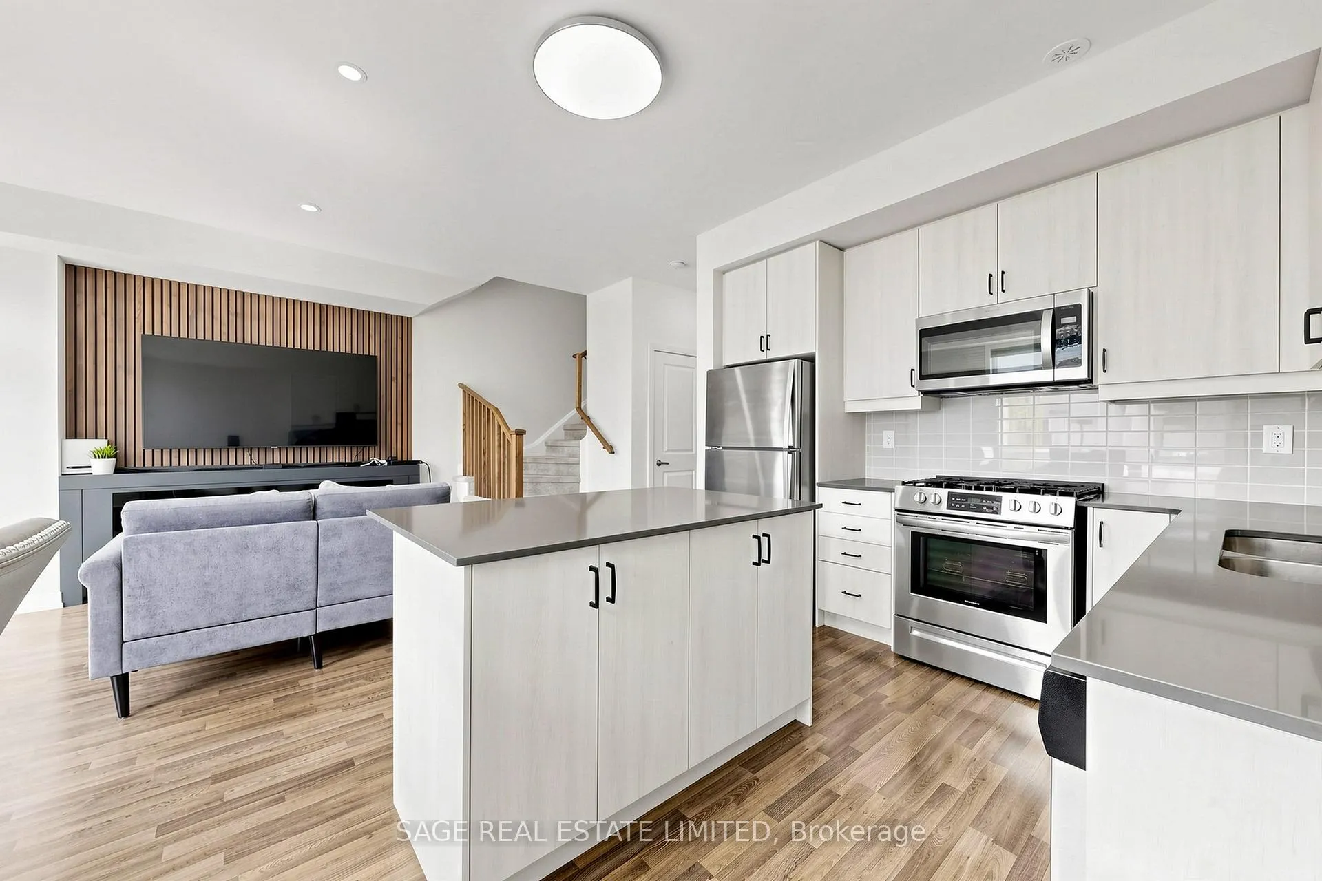 Photo 14 of 21 Lachine Street, Vaughan, Vaughan Grove — HOMEH