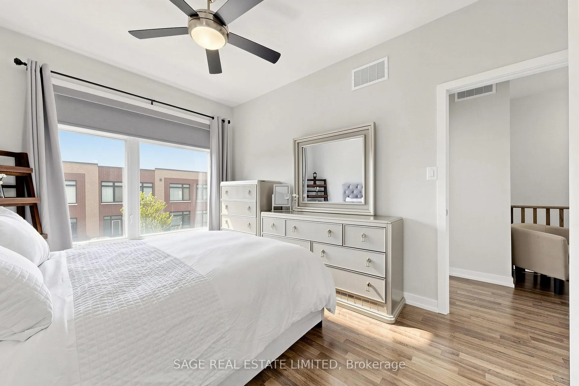 Photo 26 of 21 Lachine Street, Vaughan, Vaughan Grove — HOMEH