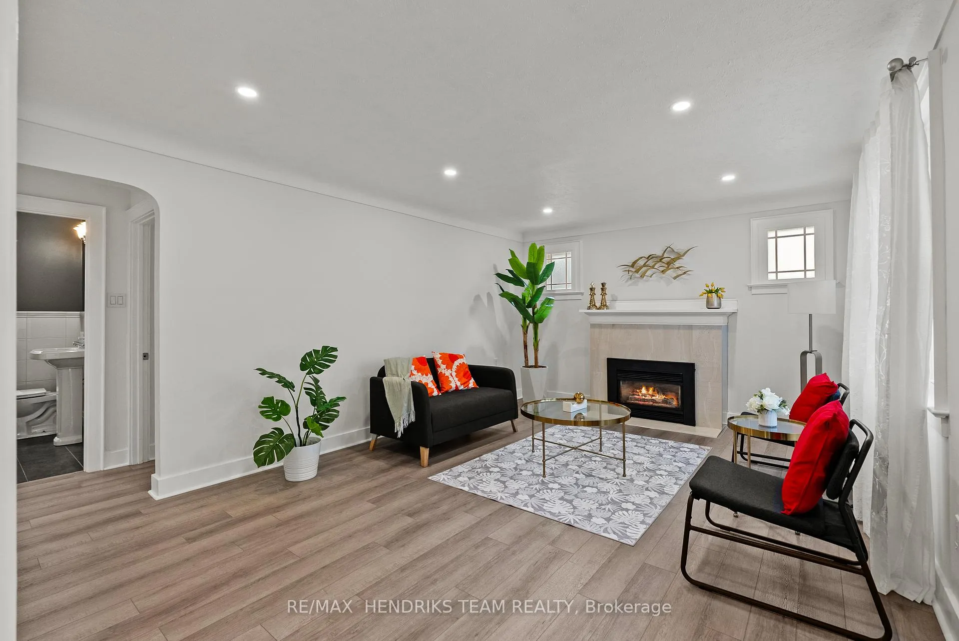 Photo 6 of 540 Niagara Street, St. Catharines, Vine/Linwell — HOMEH