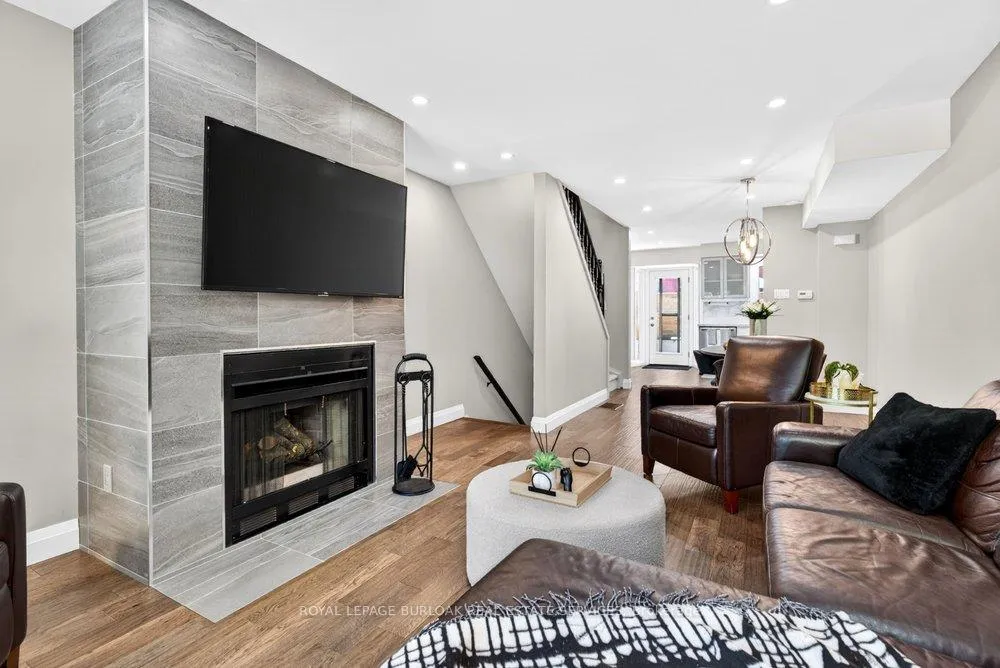 Photo 8 of Unit 409, 895 Maple Avenue, Burlington, Brant — HOMEH