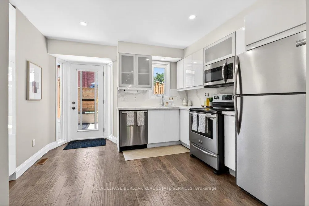 Photo 11 of Unit 409, 895 Maple Avenue, Burlington, Brant — HOMEH