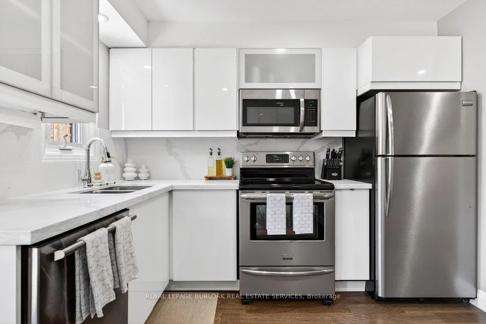 Photo 13 of Unit 409, 895 Maple Avenue, Burlington, Brant — HOMEH