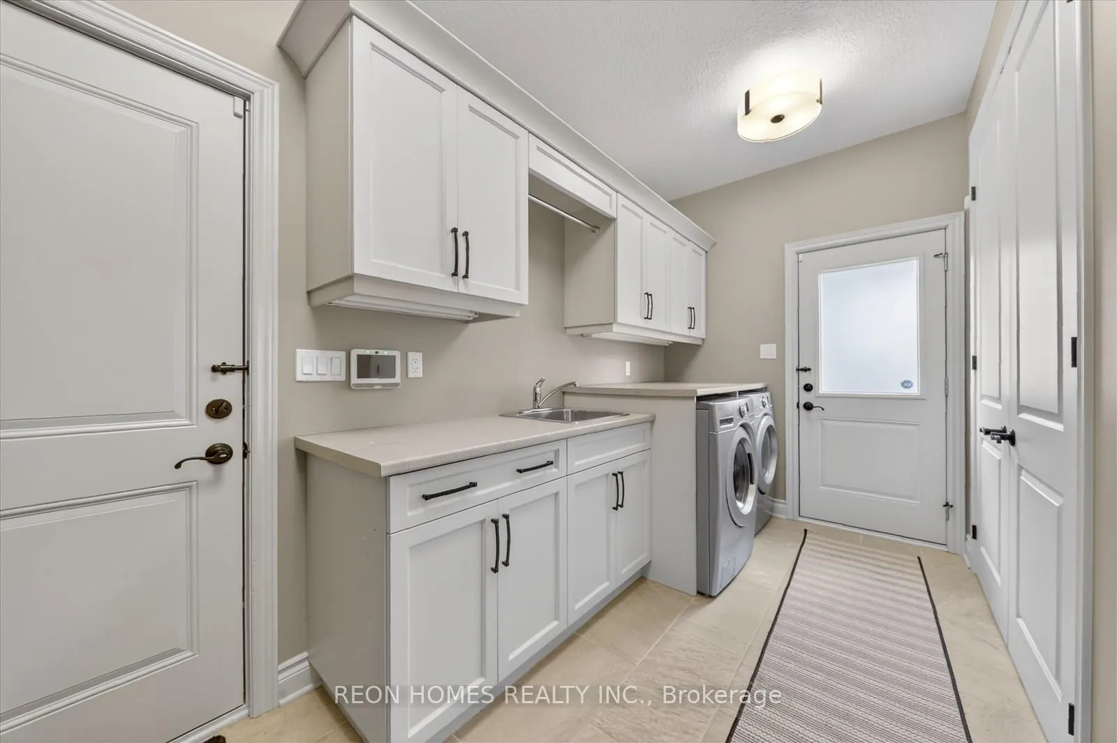 Photo 17 of 2192 Callingham Drive, London, North R — HOMEH