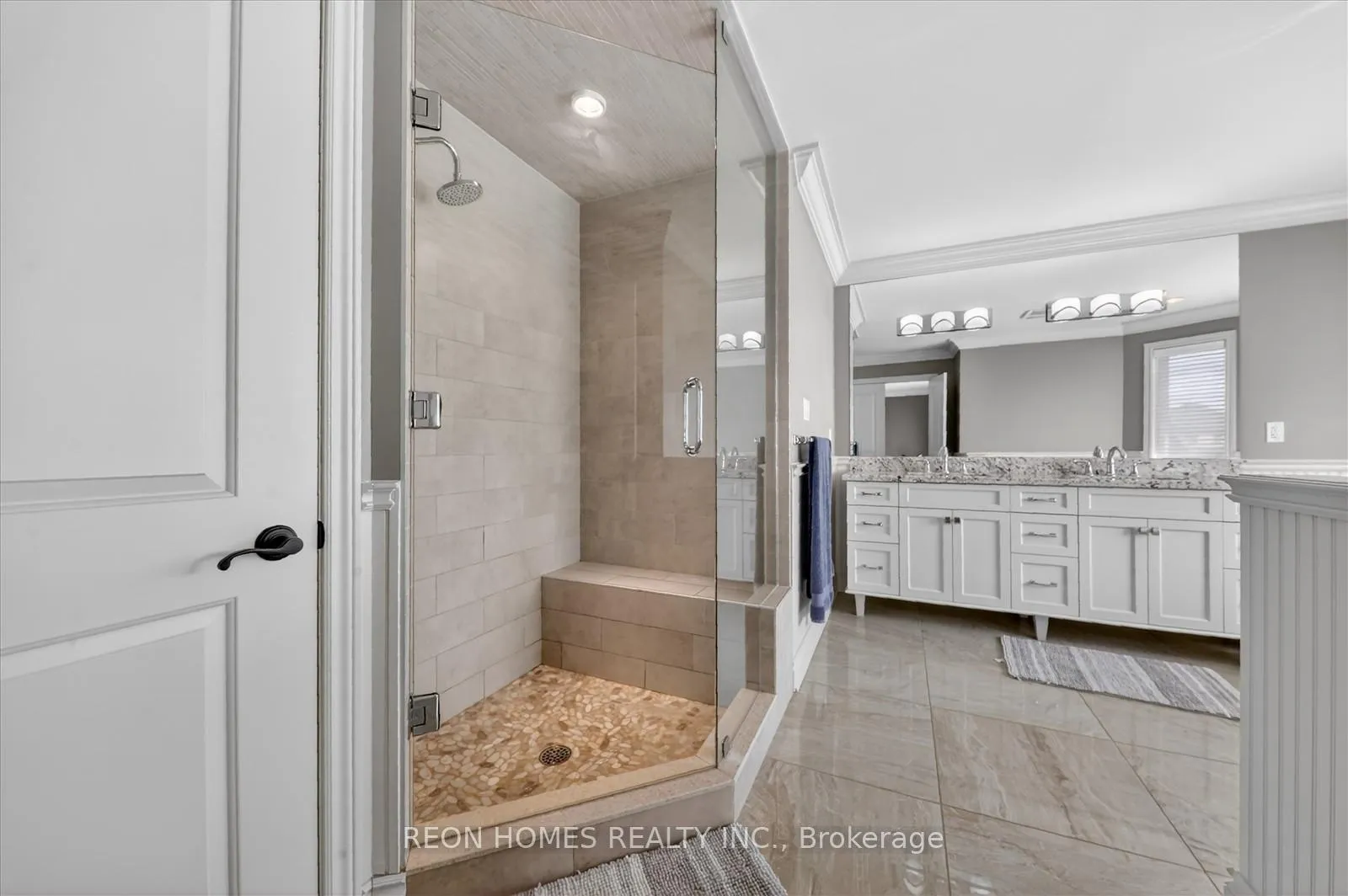 Photo 19 of 2192 Callingham Drive, London, North R — HOMEH