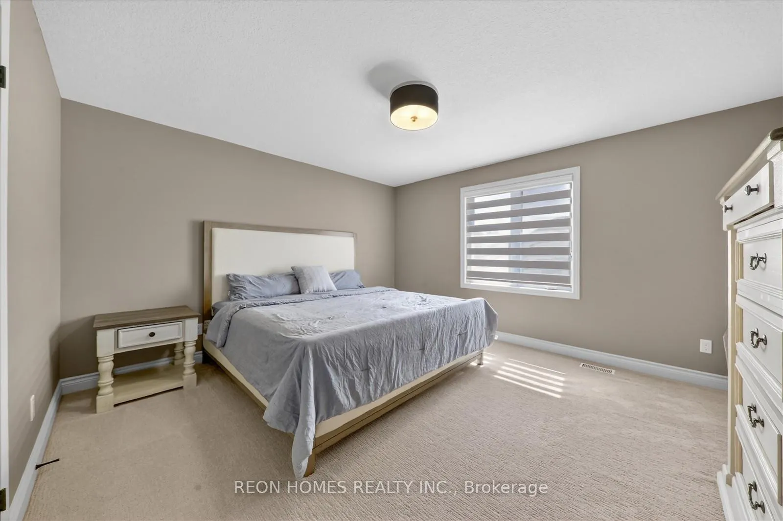 Photo 21 of 2192 Callingham Drive, London, North R — HOMEH