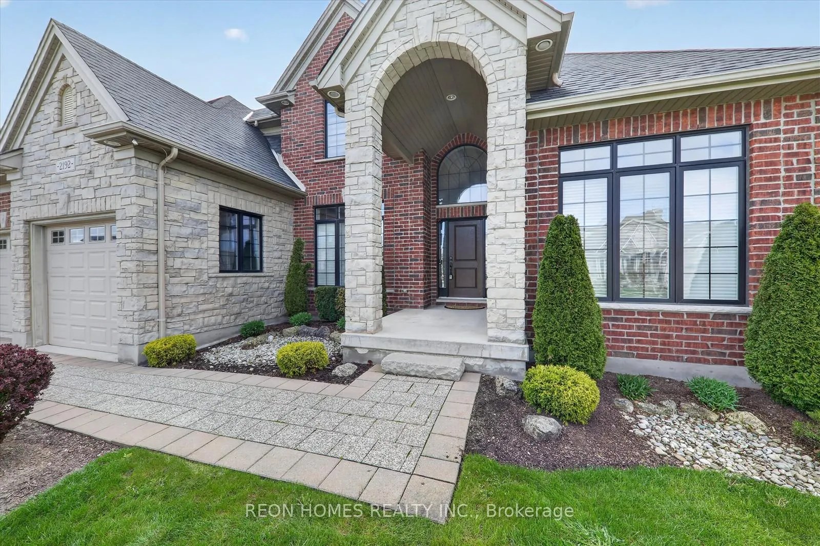 Photo 36 of 2192 Callingham Drive, London, North R — HOMEH