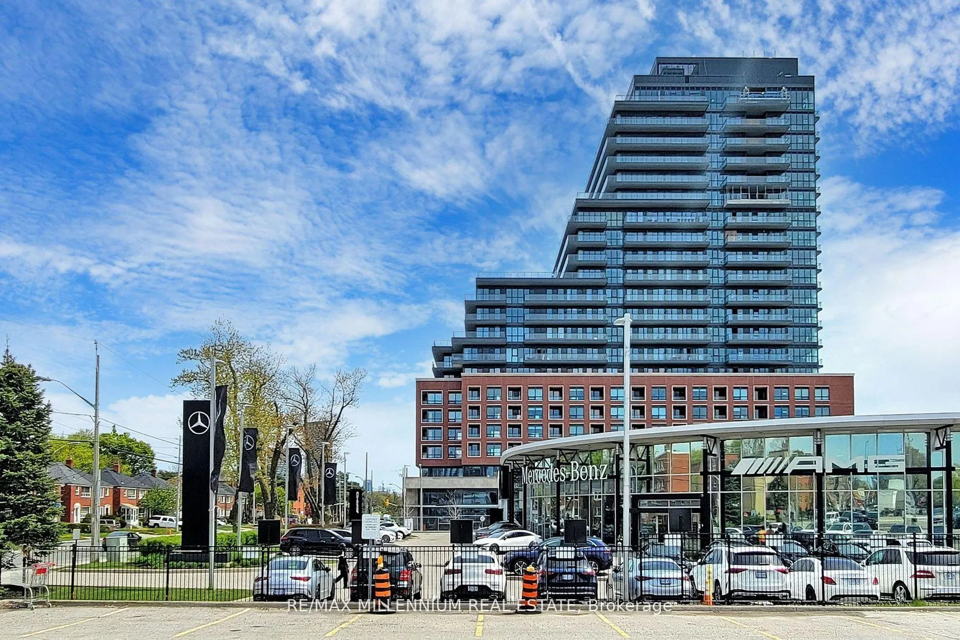 Photo 2 of Unit 520, 33 Frederick Todd Way, Toronto, Thorncliffe Park — HOMEH