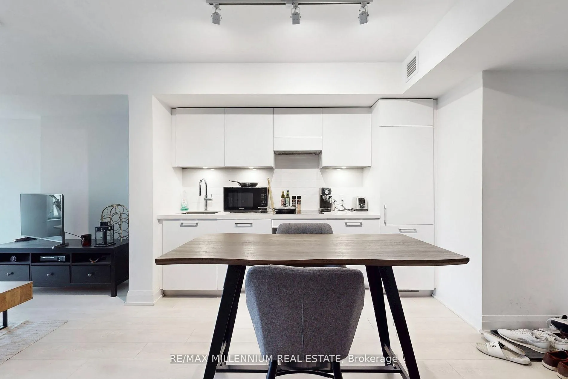 Photo 15 of Unit 520, 33 Frederick Todd Way, Toronto, Thorncliffe Park — HOMEH