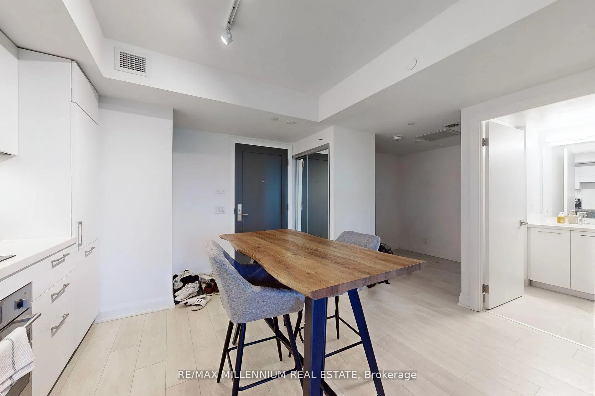 Photo 16 of Unit 520, 33 Frederick Todd Way, Toronto, Thorncliffe Park — HOMEH