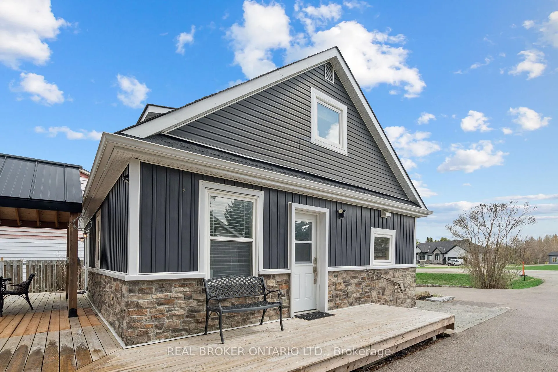 Photo 3 of 9488 Wellington Rd 124, Erin, Rural Erin — HOMEH