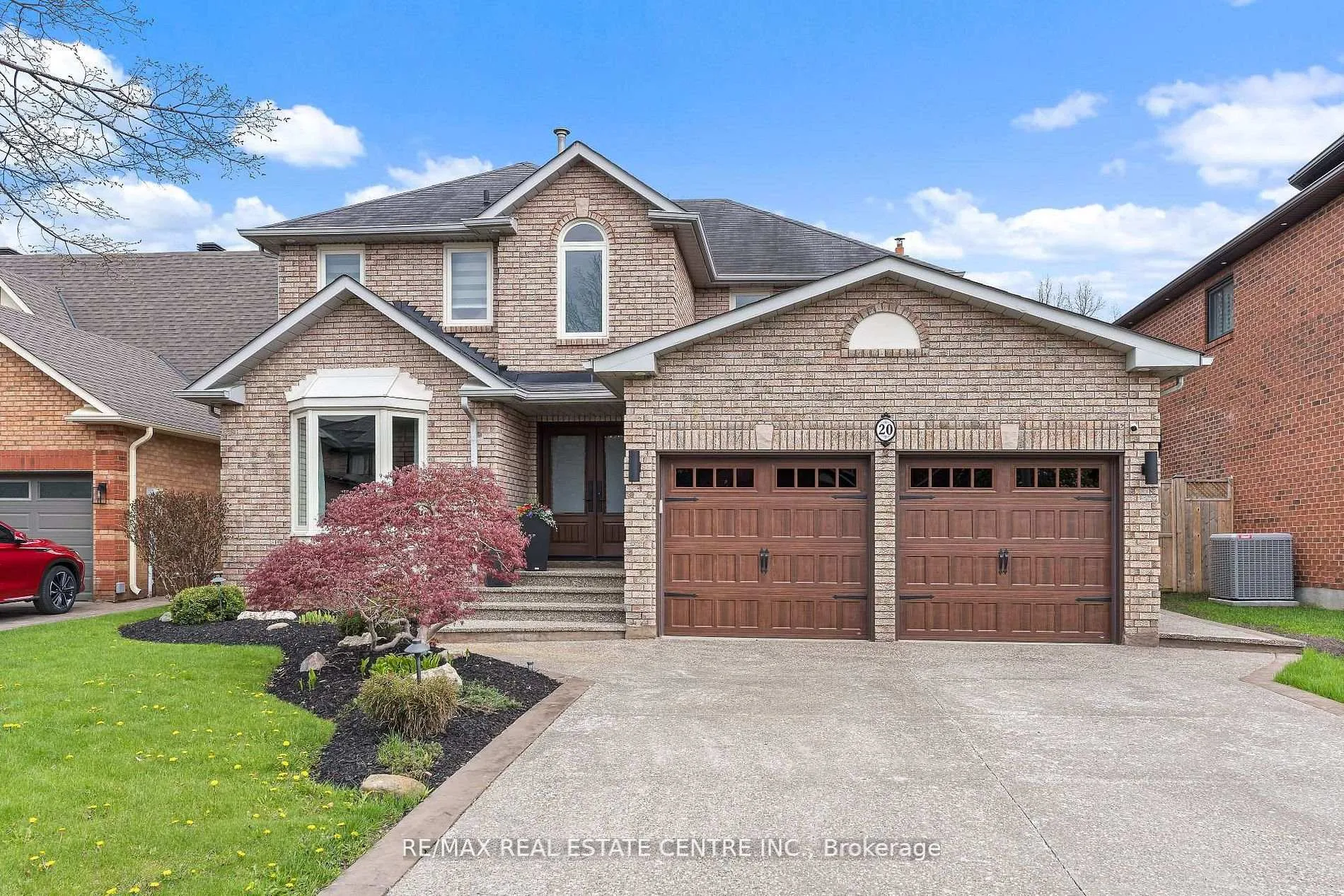 Photo 1 of 20 Nixon Crescent, Halton Hills, Georgetown — HOMEH