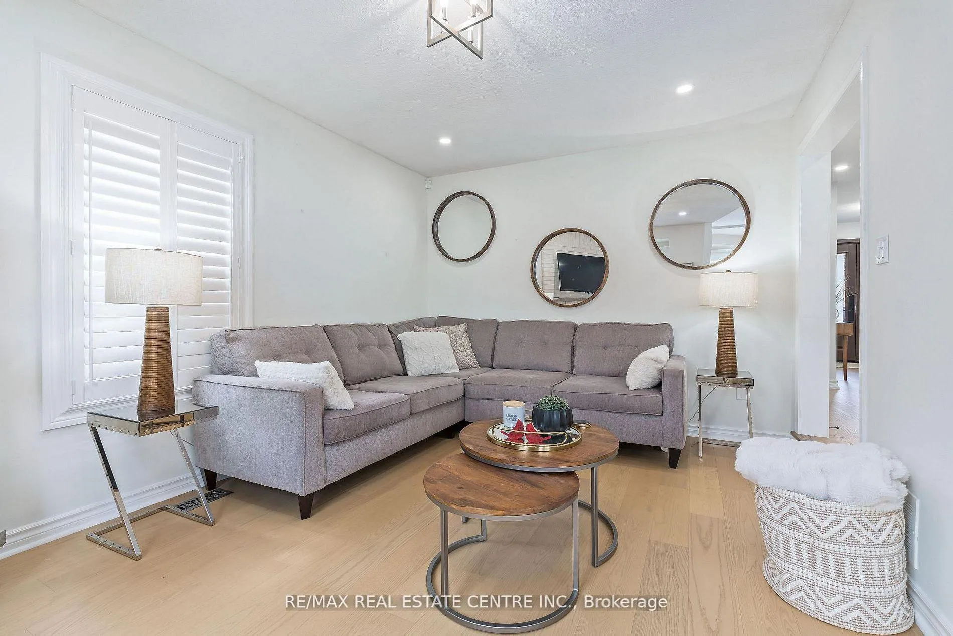 Photo 15 of 20 Nixon Crescent, Halton Hills, Georgetown — HOMEH