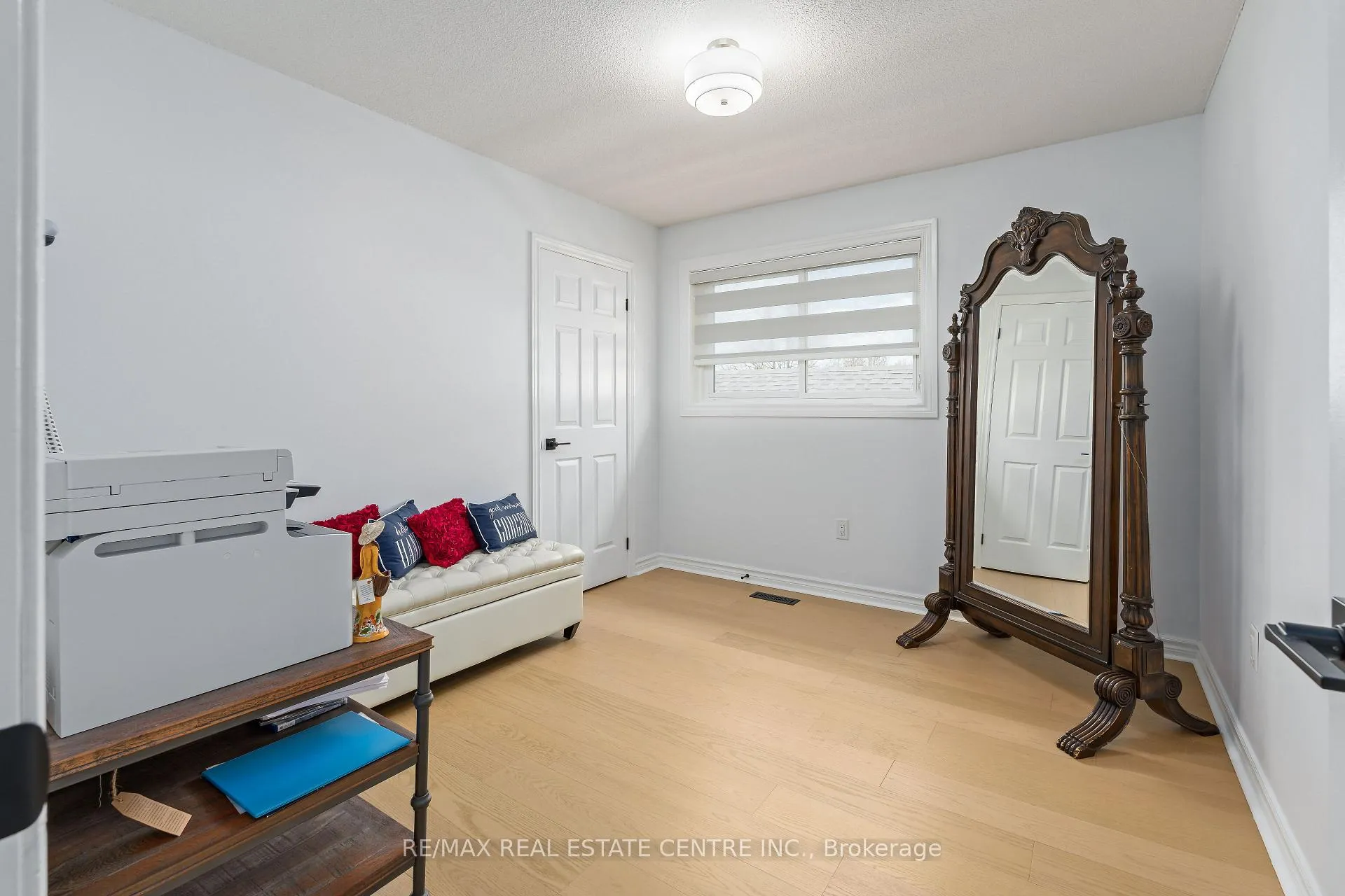 Photo 29 of 20 Nixon Crescent, Halton Hills, Georgetown — HOMEH