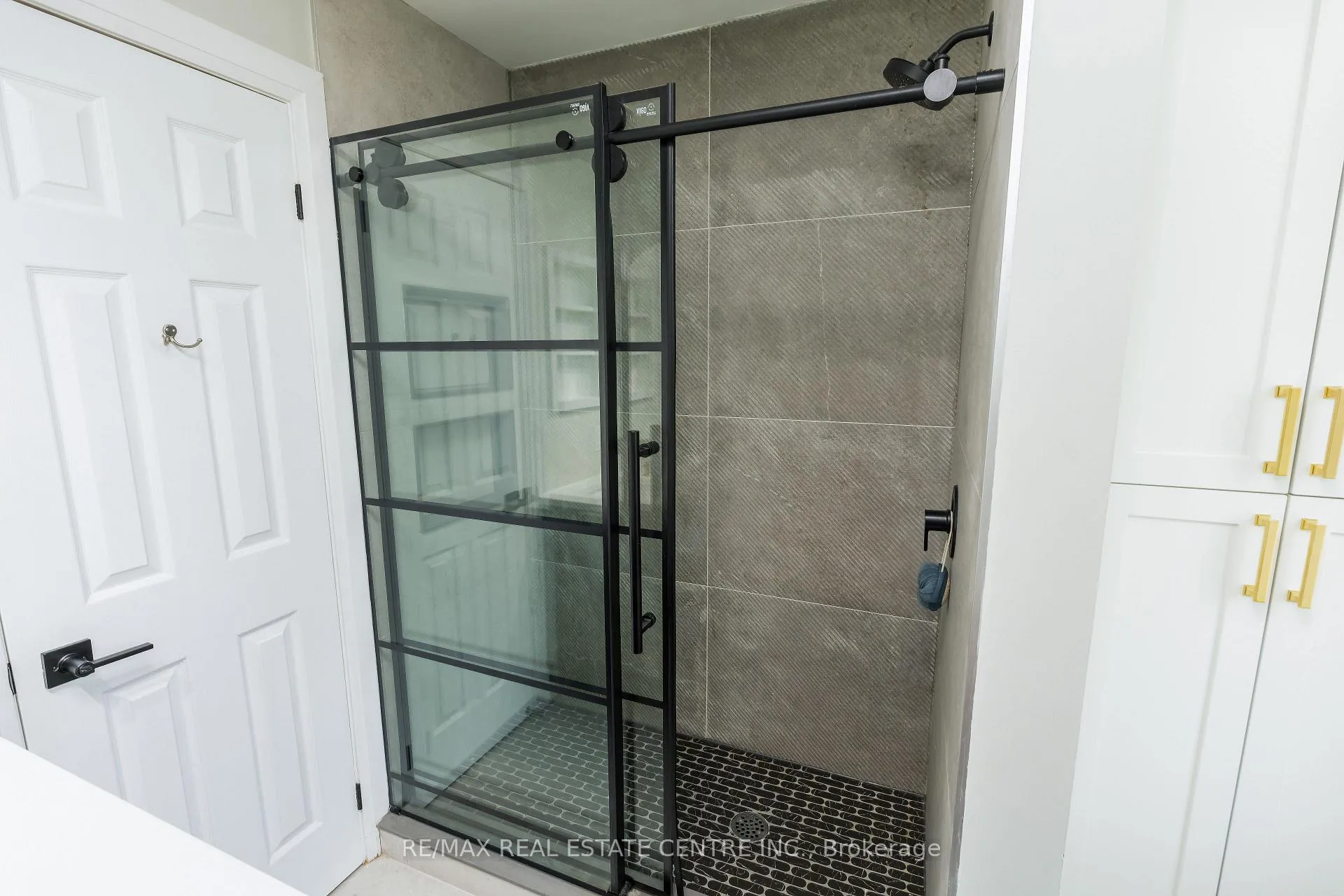 Photo 31 of 20 Nixon Crescent, Halton Hills, Georgetown — HOMEH