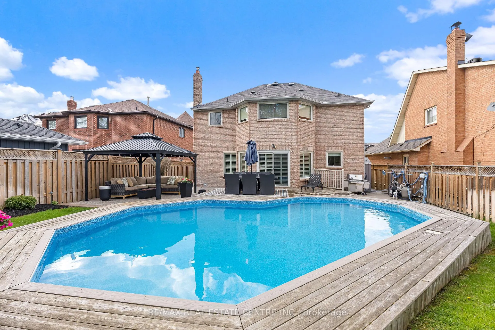 Photo 44 of 20 Nixon Crescent, Halton Hills, Georgetown — HOMEH