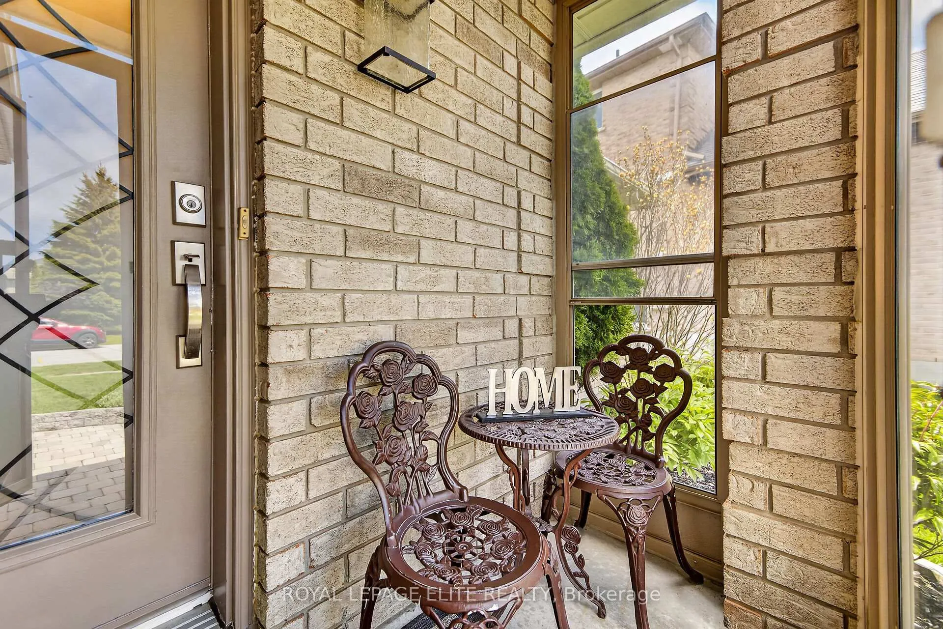 Photo 7 of 155 Pringle Drive, Barrie, Edgehill Drive — HOMEH