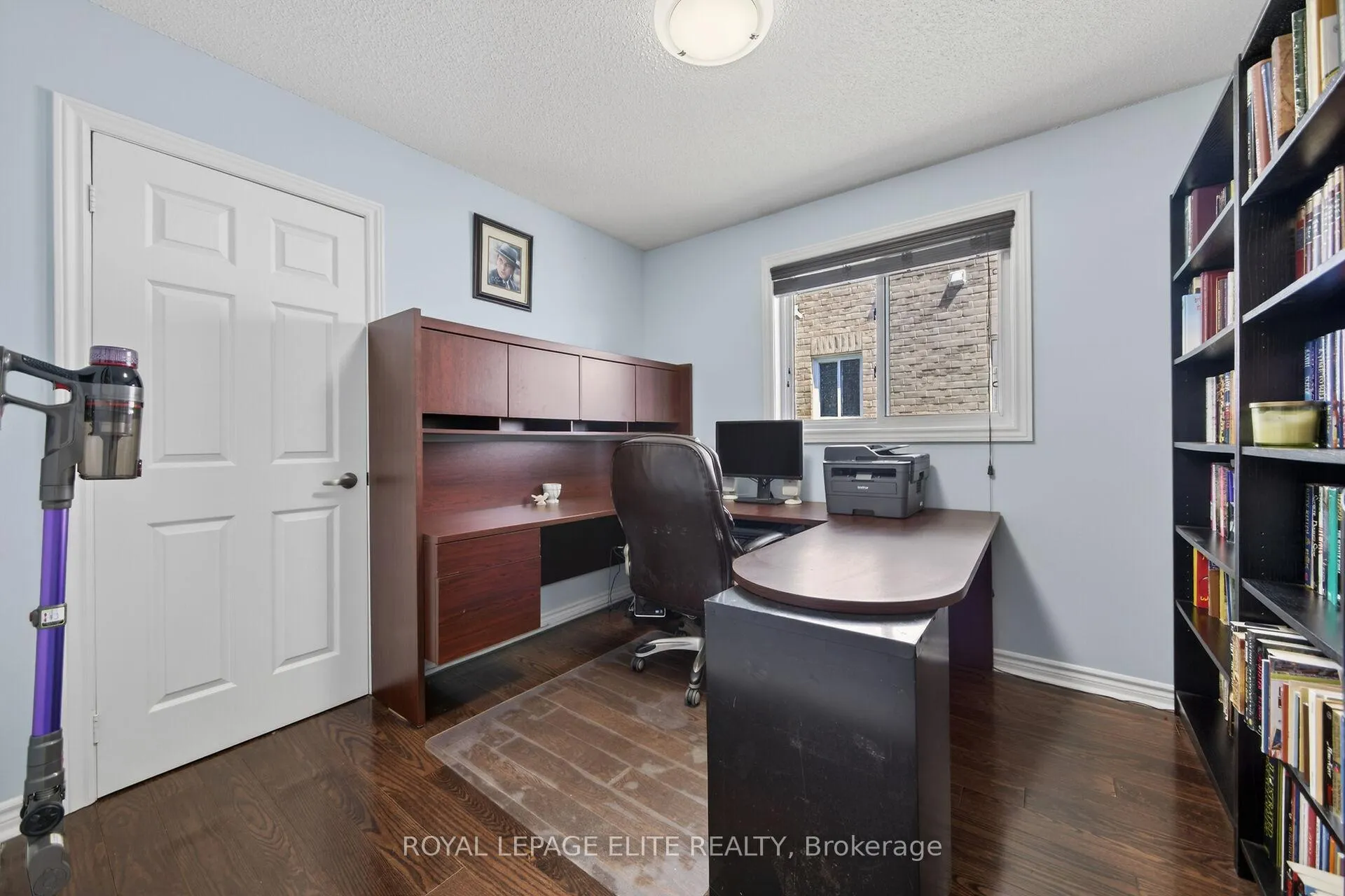 Photo 25 of 155 Pringle Drive, Barrie, Edgehill Drive — HOMEH