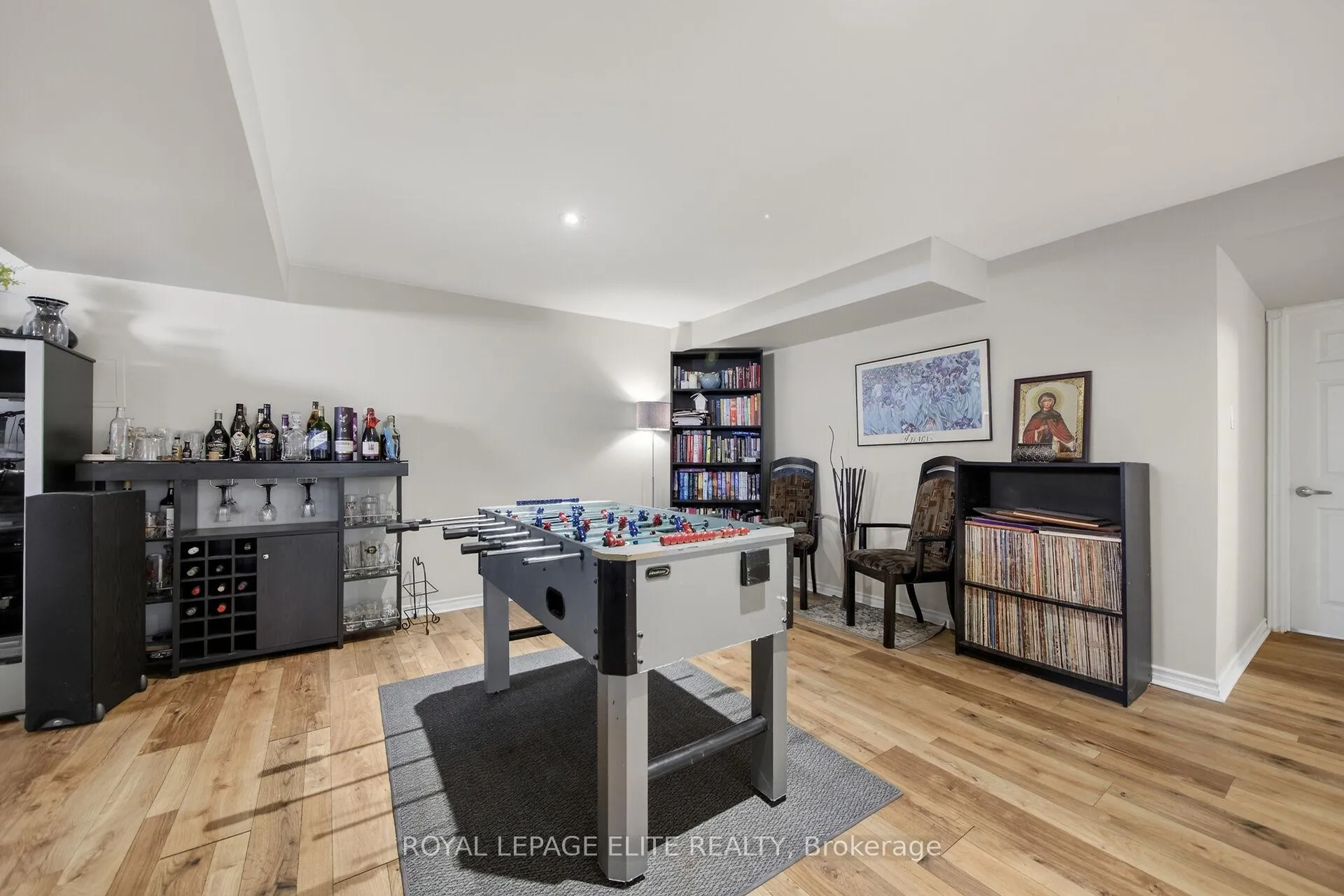Photo 31 of 155 Pringle Drive, Barrie, Edgehill Drive — HOMEH