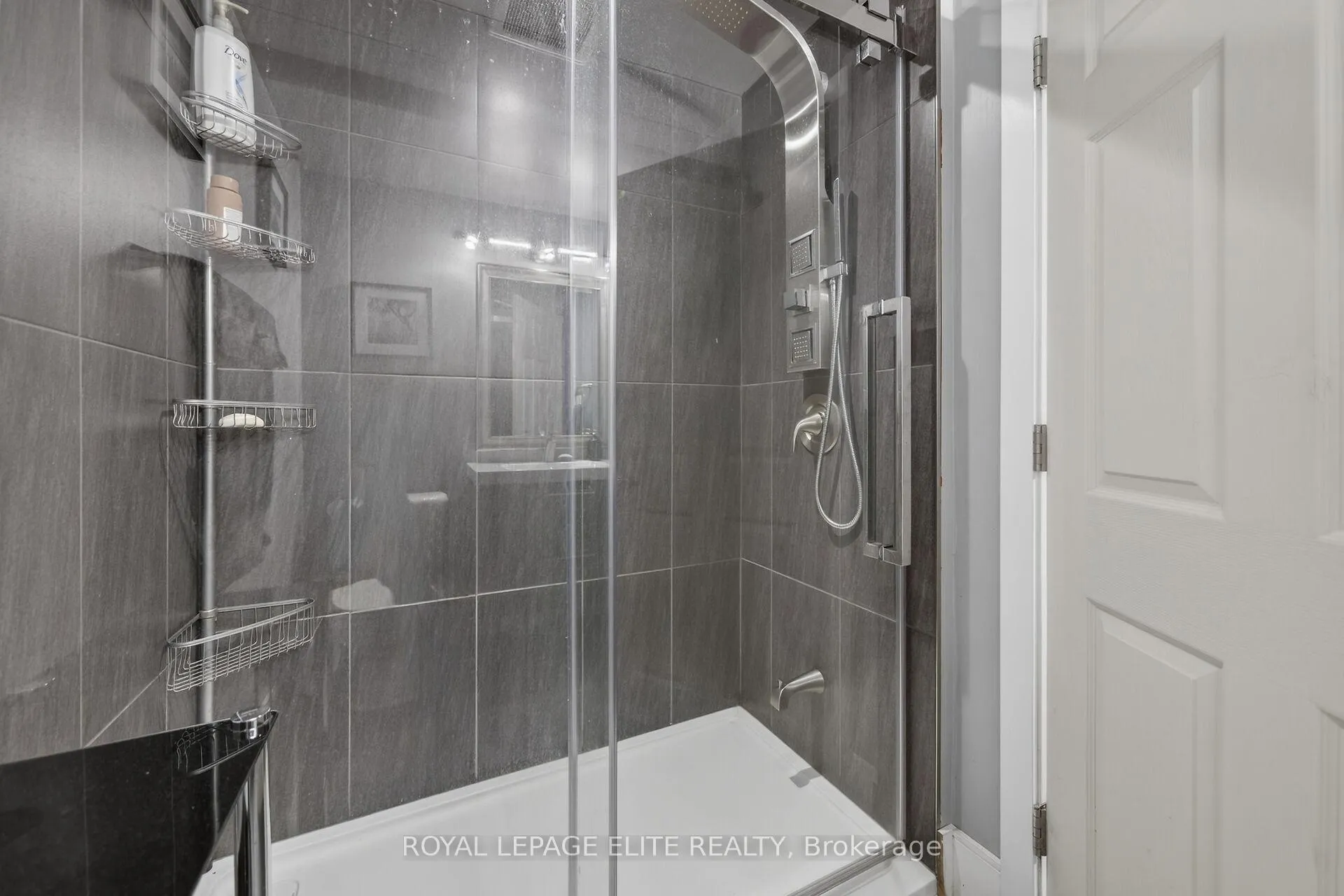 Photo 39 of 155 Pringle Drive, Barrie, Edgehill Drive — HOMEH