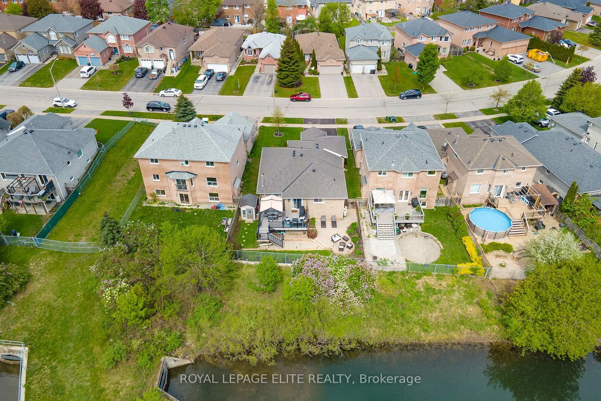 Photo 47 of 155 Pringle Drive, Barrie, Edgehill Drive — HOMEH
