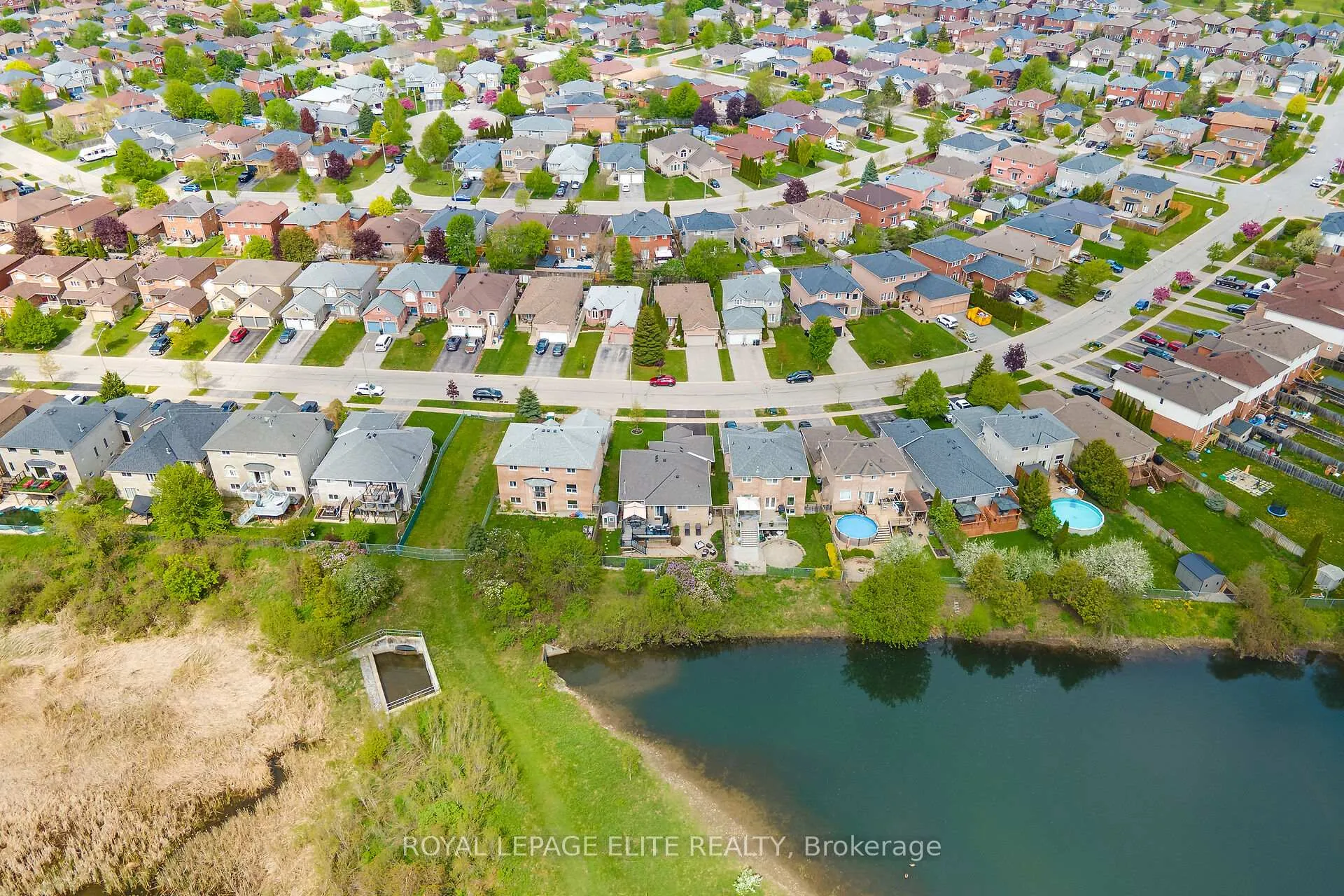 Photo 49 of 155 Pringle Drive, Barrie, Edgehill Drive — HOMEH