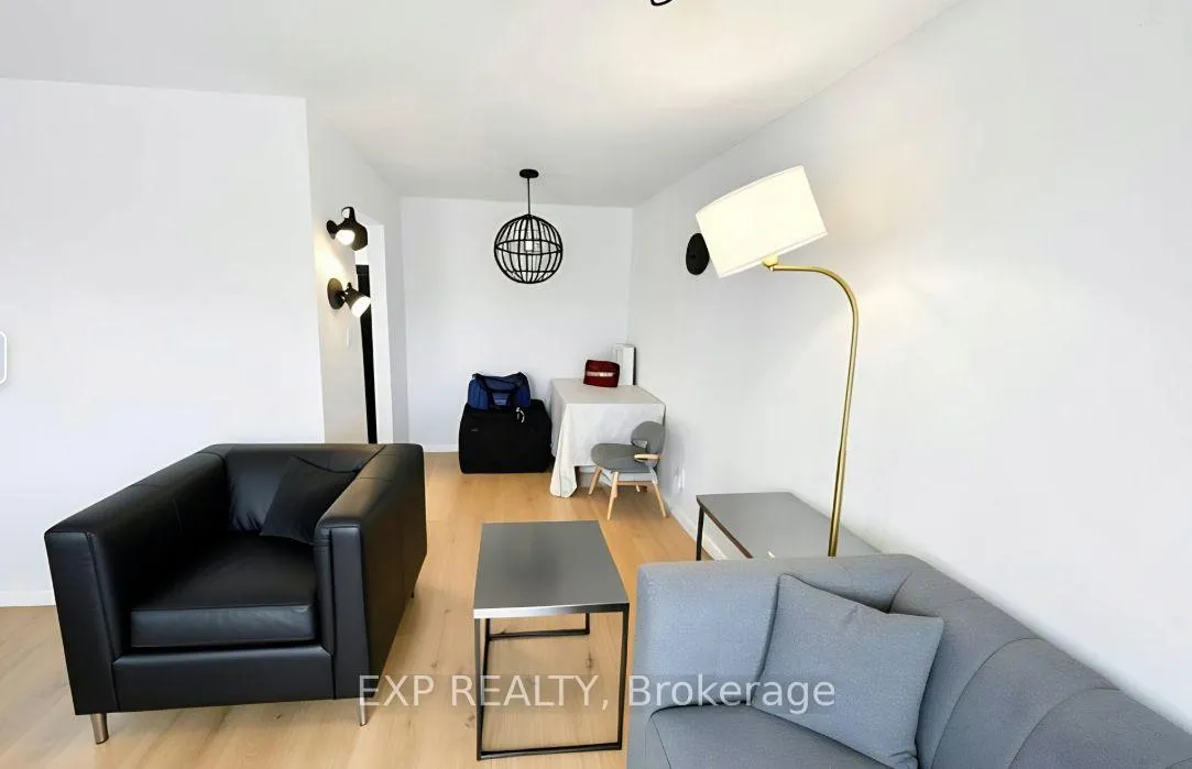 Photo 3 of Unit 60, 136 Conway Drive, London, South X — HOMEH
