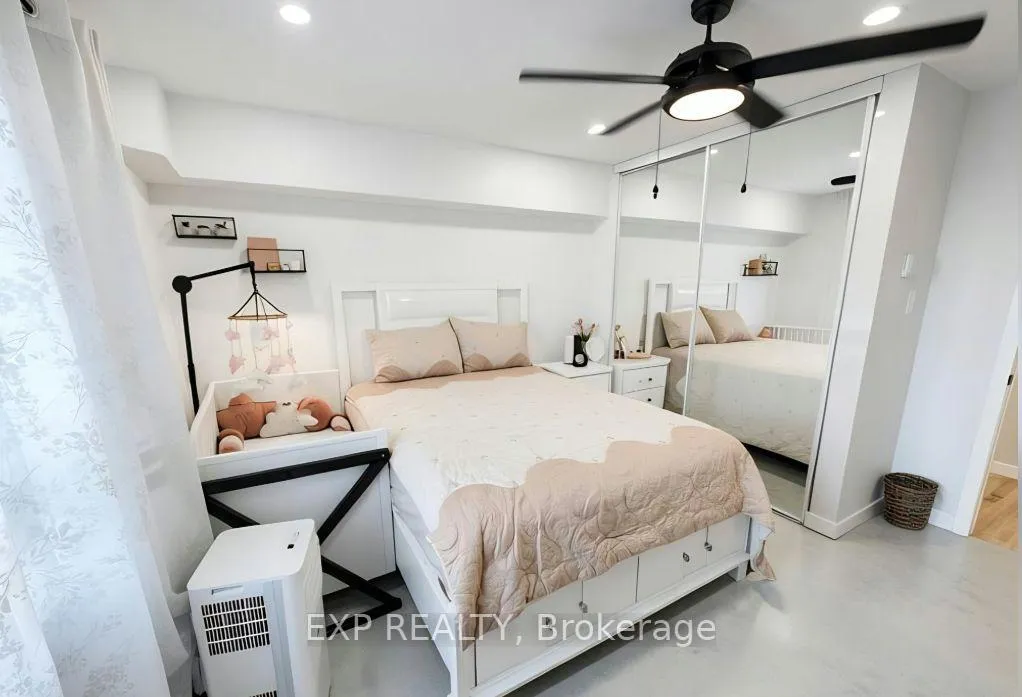 Photo 4 of Unit 60, 136 Conway Drive, London, South X — HOMEH