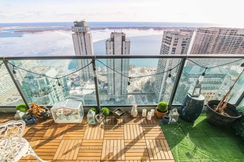 Photo 4 of Unit 4110, 33 Bay Street, Toronto, Waterfront Communities — HOMEH