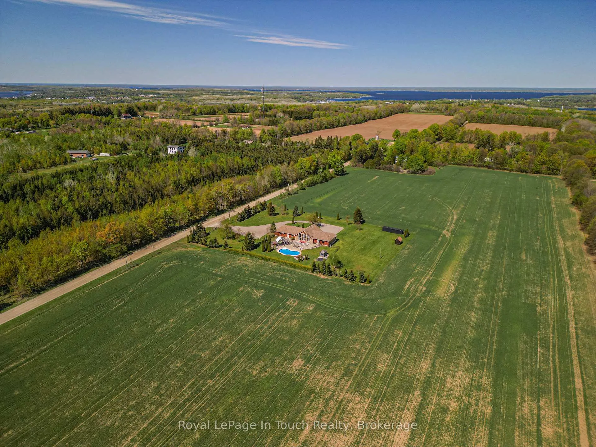 Photo 6 of 79 Old School House Road, Tiny, Rural Tiny — HOMEH