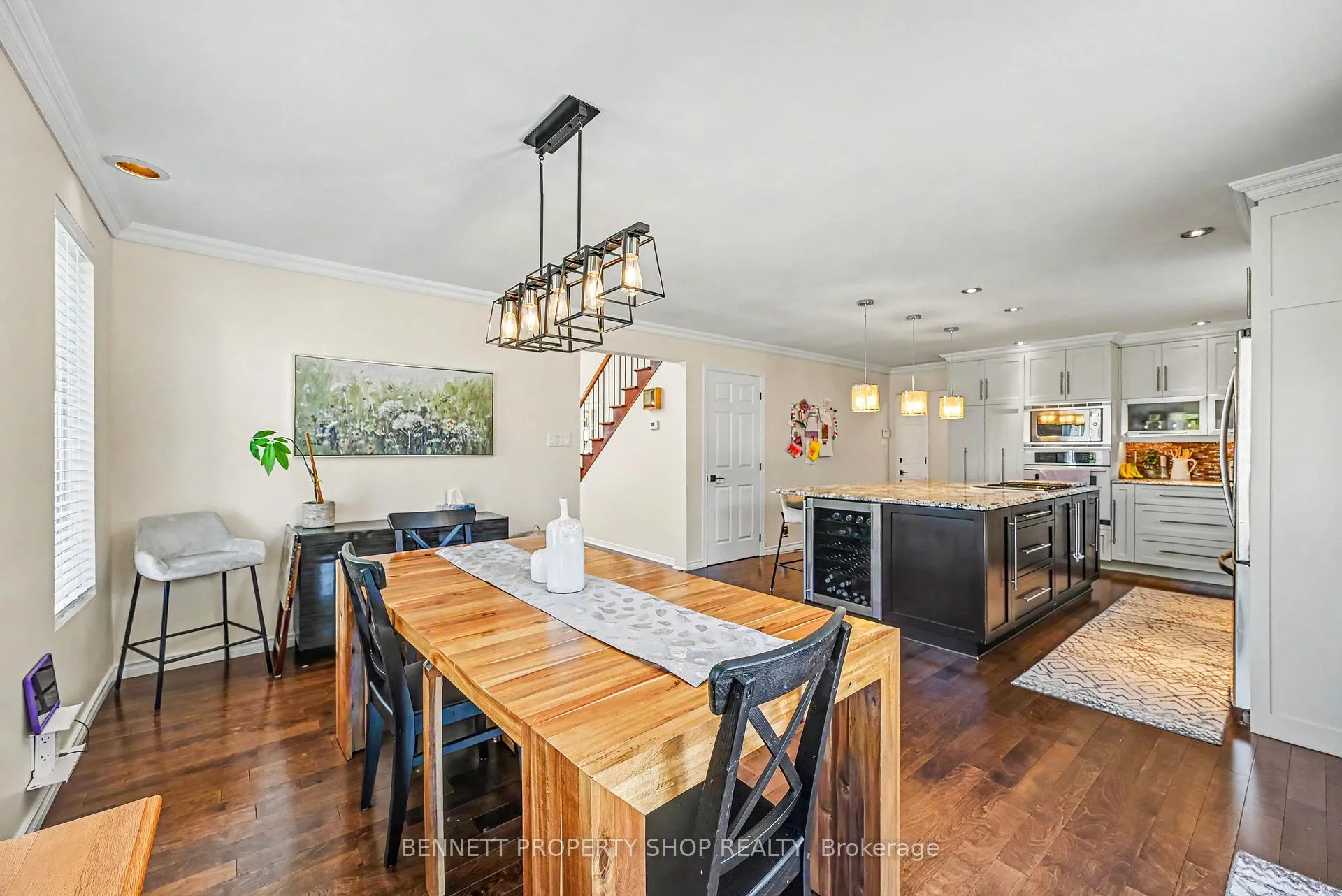 Photo 5 of 875 Kenyon Crescent, Cornwall — HOMEH