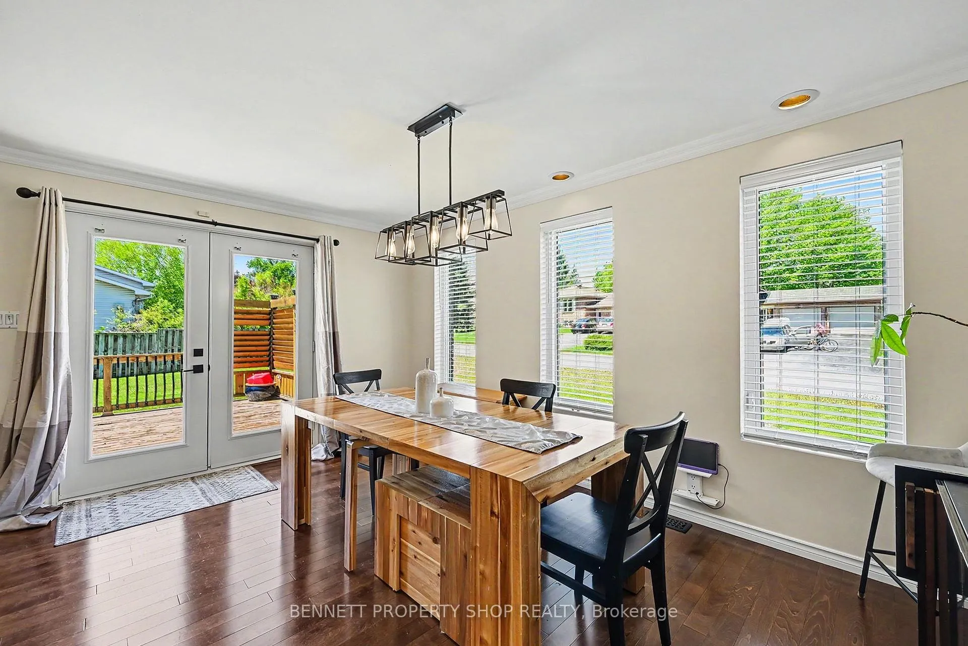 Photo 6 of 875 Kenyon Crescent, Cornwall — HOMEH