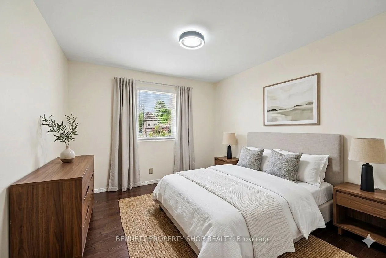 Photo 10 of 875 Kenyon Crescent, Cornwall — HOMEH