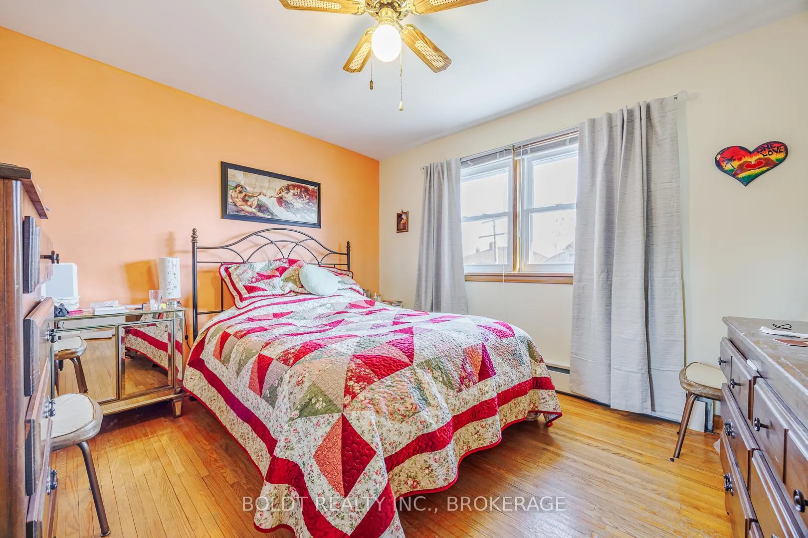 Photo 10 of 24 Winslow Crescent, Thorold, Thorold Downtown — HOMEH