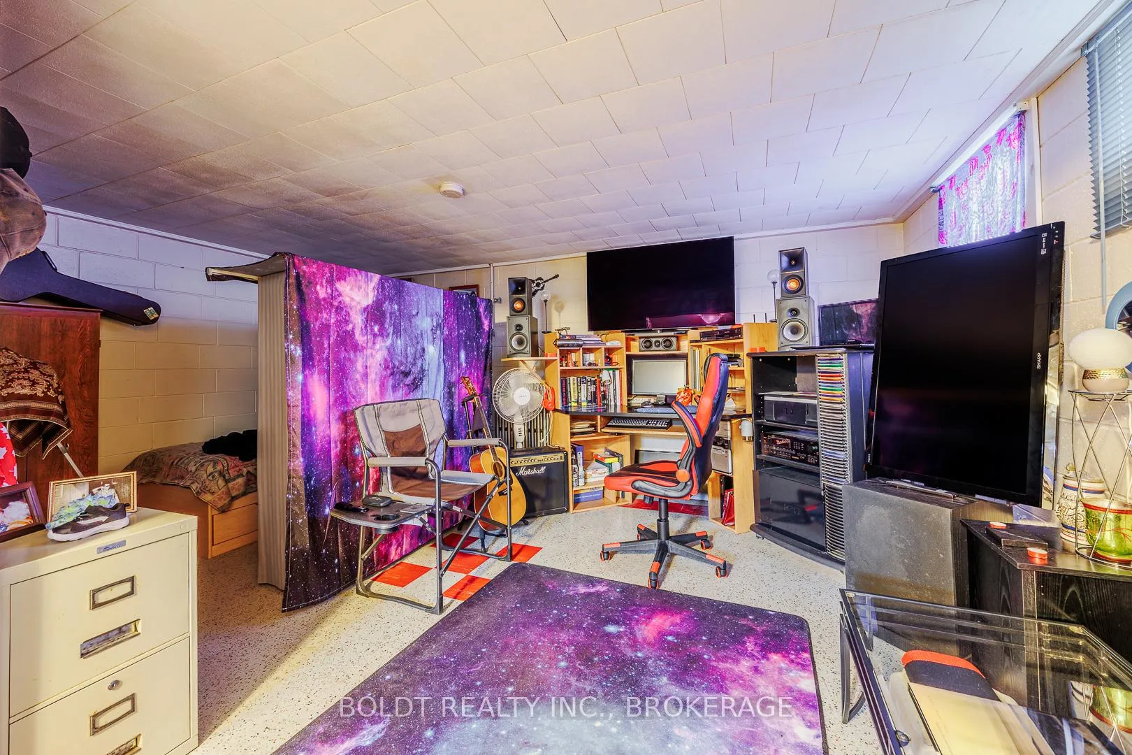 Photo 16 of 24 Winslow Crescent, Thorold, Thorold Downtown — HOMEH