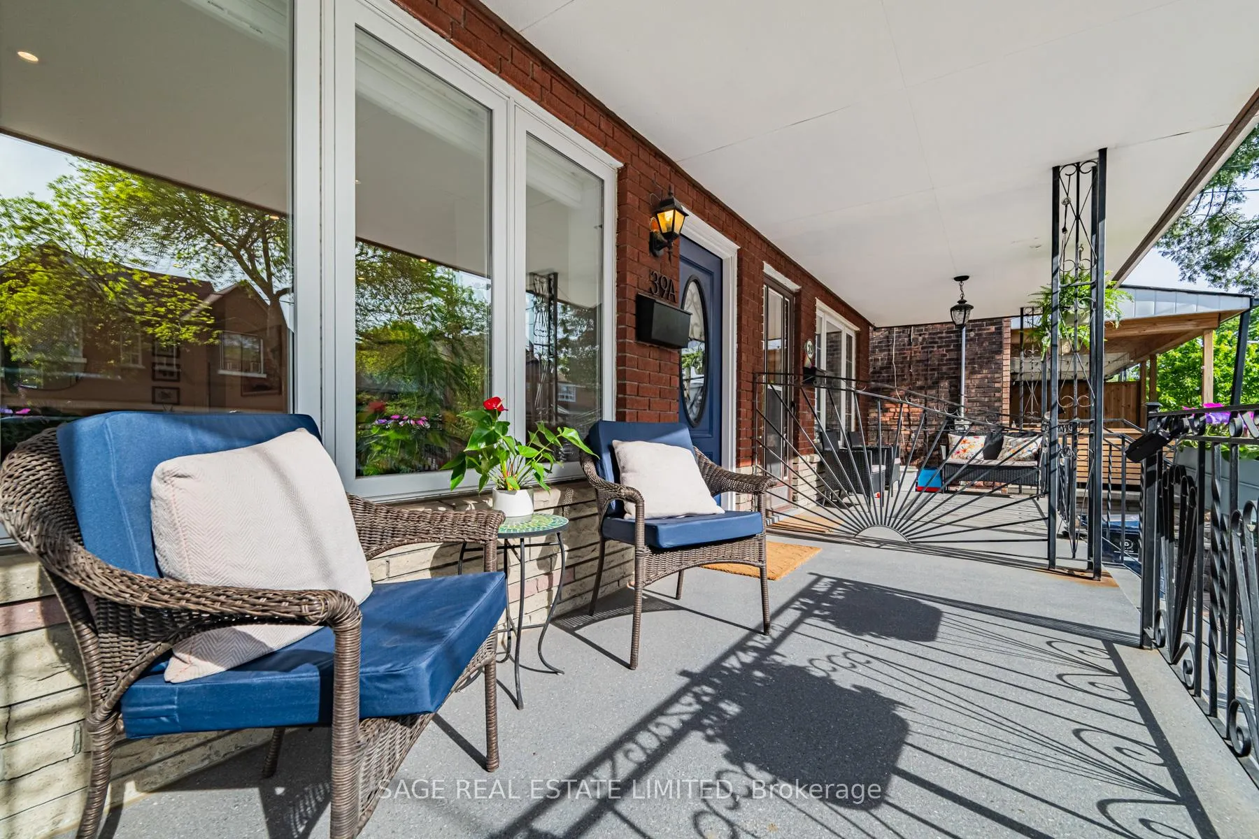 Photo 3 of 39A Uxbridge Avenue, Toronto, Weston-Pellam Park — HOMEH